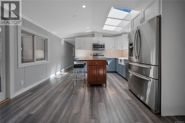 Laundry room - 1320 Englishman River Rd, Errington, BC V0R1V0 Photo 4