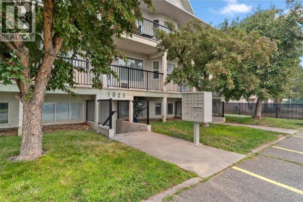 1320 Selkirk Avenue Unit# 4, Kamloops, BC, photo 2
