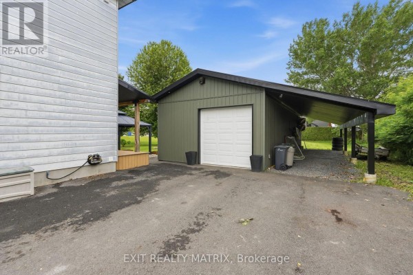 Recreational, Games room - 1320 St Joseph Road, Russell, ON K0A1W0 Photo 2