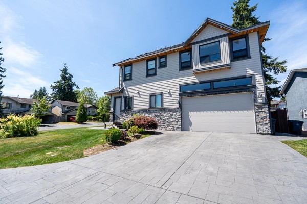 13209 65b Avenue, Surrey, BC V3W7Y4 Photo 4