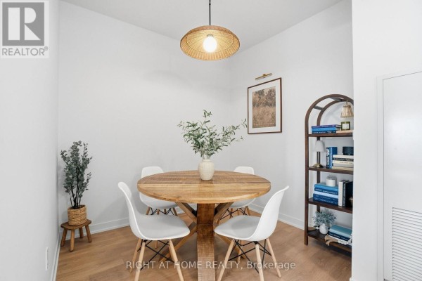 1321 - 10 Abeja Street, Vaughan, ON L4K0R4 Photo 3