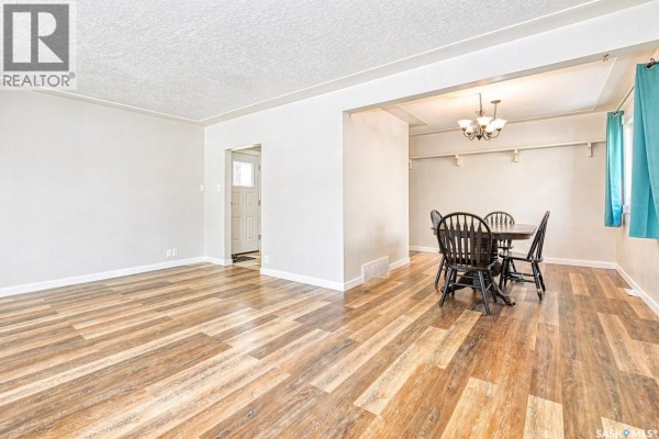 Bedroom - 1321 Jubilee Avenue, Regina, SK S4S3S8 Photo 4