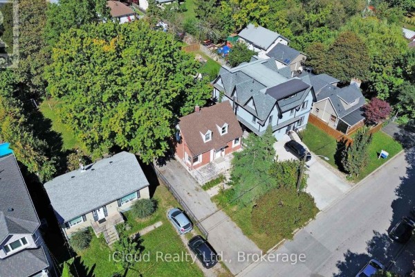 1321 St. James Avenue, Mississauga, ON, photo 2