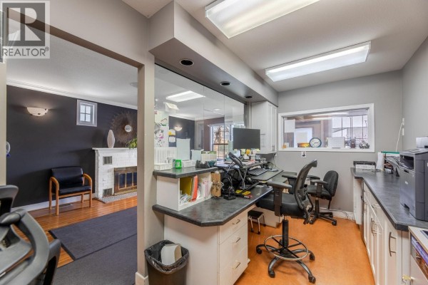 13214 Kelly Avenue, Summerland, BC V0H1Z0 Photo 5