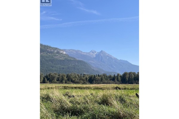 Full bathroom - 13226 Highway 31, Meadow Creek, BC V0G1N0 Photo 5