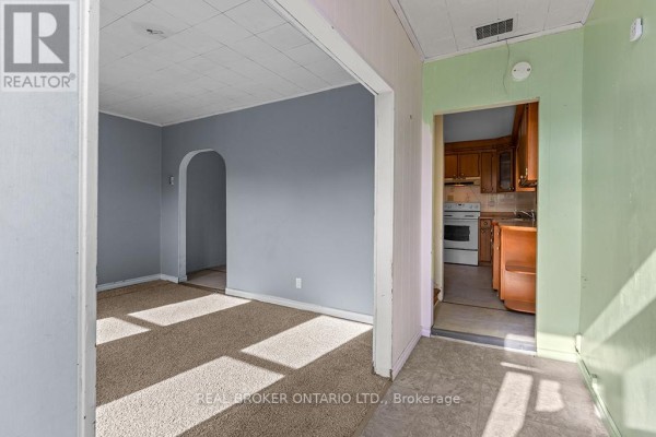 1323 2nd Avenue W, Owen Sound, ON N4K4N5 Photo 5