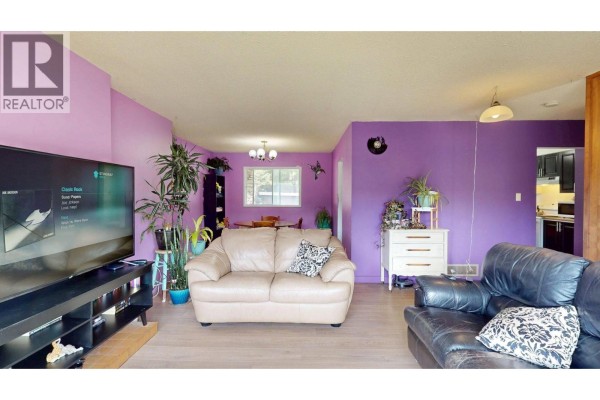 Family room - 1323 Alpine Drive, Elkford, BC V0B1H0 Photo 4