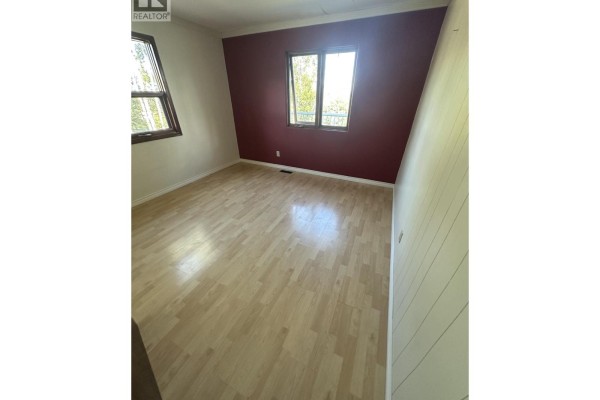 Bedroom 2 - 13235 Lakeshore Drive, Charlie Lake, BC V1J8G1 Photo 5