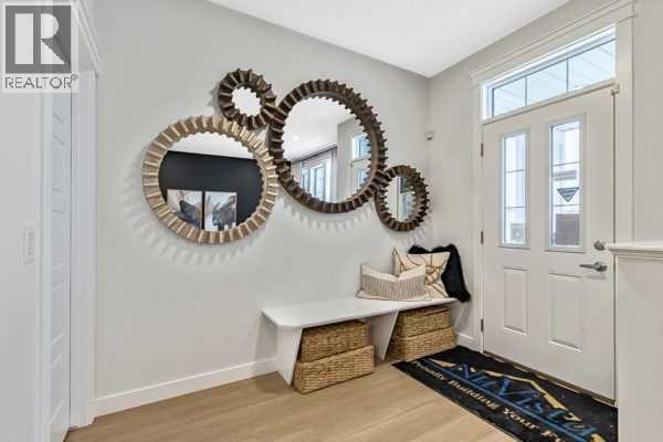 4pc Bathroom - 1324 Alpine Avenue Sw, Calgary, AB T2Y1H8 Photo 5