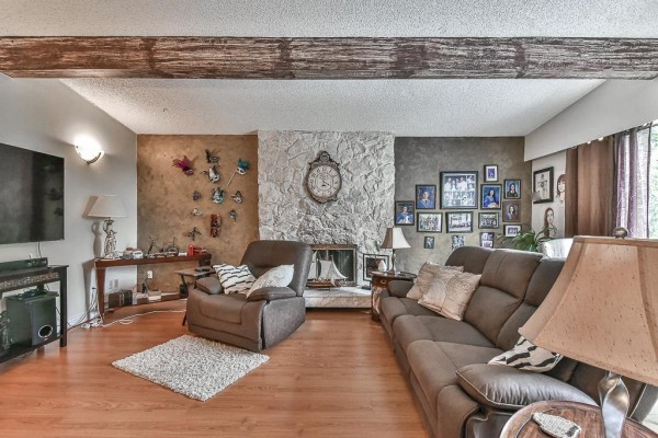 13243 Coulthard Road, Surrey, BC V3X3E5 Photo 3