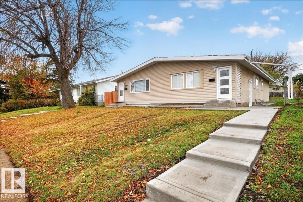 Family room - 13246 59 St Nw, Edmonton, AB T5A0R7 Photo 4