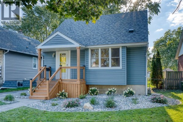 1325 Bernard, Windsor