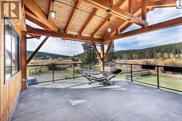Pantry - 1325 Chimney Valley Road, Williams Lake, BC V2G4W7 Photo 5