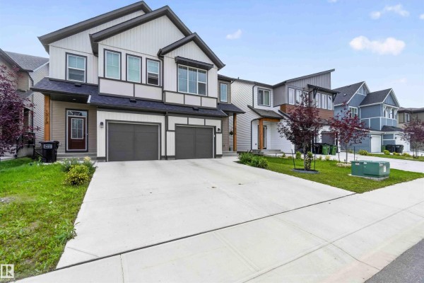 Kitchen - 1325 Podersky Wd Sw, Edmonton, AB T6W5E4 Photo 3