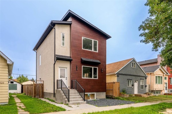 Kitchen - 1327 Manitoba Avenue, Winnipeg, MB R2X0K8 Photo 2