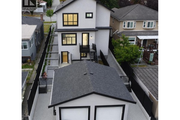 1328 E 64th Avenue, Vancouver, BC V5X2P1 Photo 2