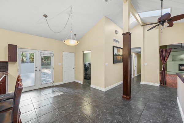 13284 Crescent Road, Surrey, BC V4P1K4 Photo 5