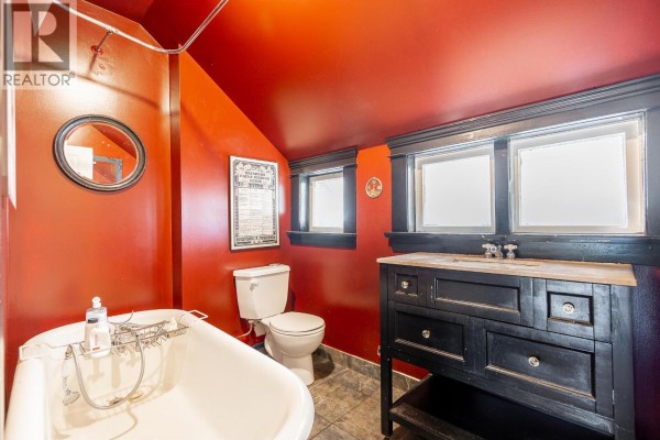 1329 E 12th Avenue, Vancouver, BC V5N2A1 Photo 5