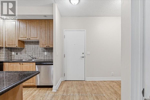 133 - 33 Cox Boulevard, Markham, ON L3R8A6 Photo 4