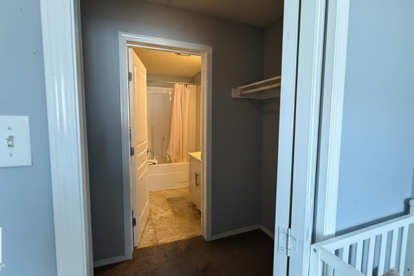 Primary Bedroom - #133 301 Clareview Station Dr Nw, Edmonton, AB T5L0B8 Photo 4