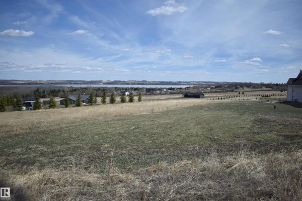 133 Bruhn Bv Nw, Rural Ponoka County, AB T0C2J0 Photo 3