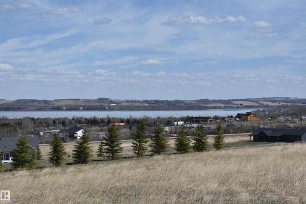 133 Bruhn Bv Nw, Rural Ponoka County, AB T0C2J0 Photo 4