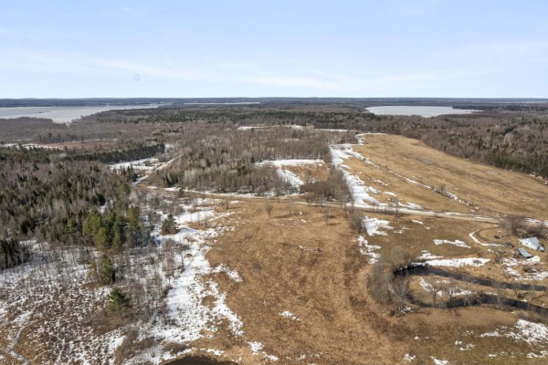 133 Ch. Cottage, L Isle Aux Allumettes, QC J0X1M0 Photo 4