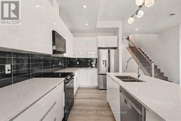 133 Duford Street, Ottawa, ON K1L6Z5 Photo 4