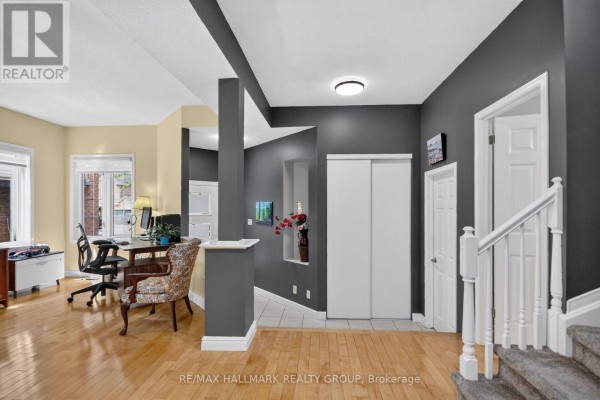Dining room - 133 Fairlop Way, Ottawa, ON K2J5B6 Photo 5
