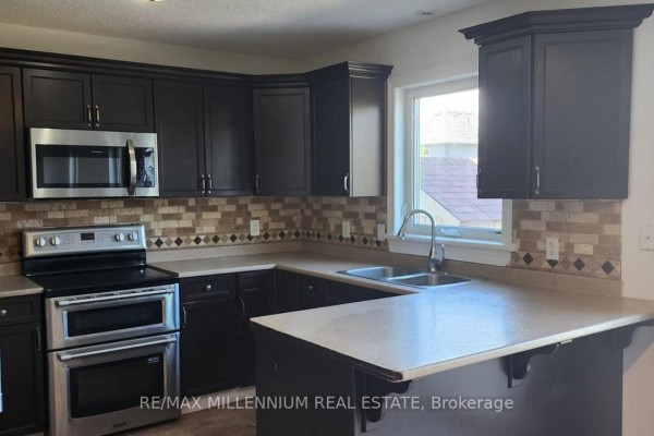 133 Fleming Way, Shelburne, ON L9V3E5 Photo 3