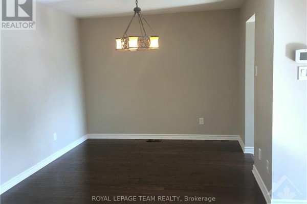 Dining room - 133 Forestbrook Street, Ottawa, ON K2K0A8 Photo 5