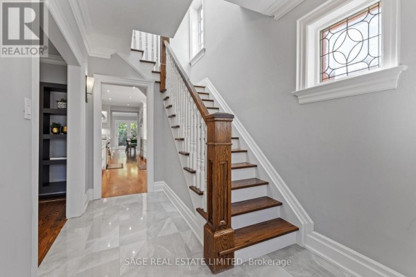Dining room - 133 Glengrove Avenue W, Toronto, ON M4R1P1 Photo 4