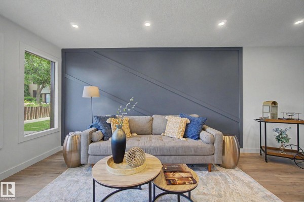 Family room - 133 Grandin Vg, St  Albert, AB T8N1R9 Photo 4