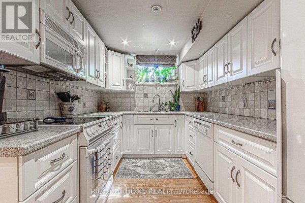 133 Mcanulty Lower Level Boulevard, Hamilton, ON L8H3H5 Photo 5