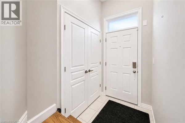 3pc Bathroom - 133 St Leger Street, Kitchener, ON N2H0B2 Photo 2