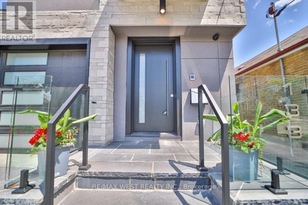 Primary Bedroom - 133 Times Road, Toronto, ON M6B3M3 Photo 4