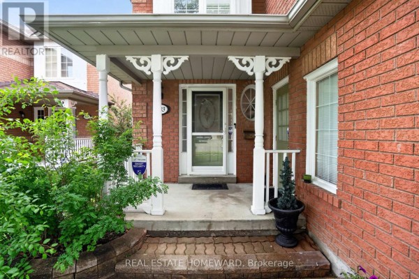Kitchen - 133 Tremount Street, Whitby, ON L1M1G1 Photo 3