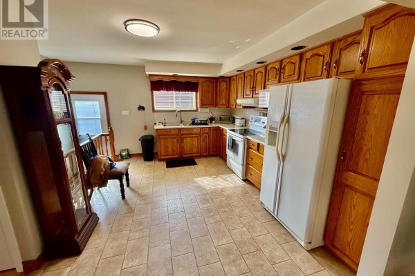 1330 Aubin Avenue, Cornwall, ON K6J4R8 Photo 3
