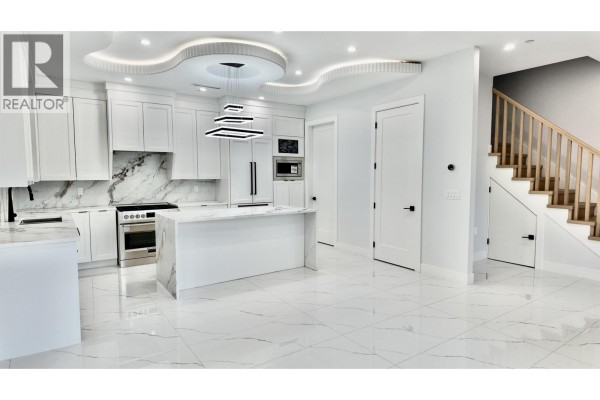 1330 E 64th Avenue, Vancouver, BC V5X2P1 Photo 3