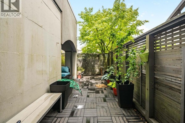 1330 W 7th Avenue, Vancouver, BC V6H3W5 Photo 5