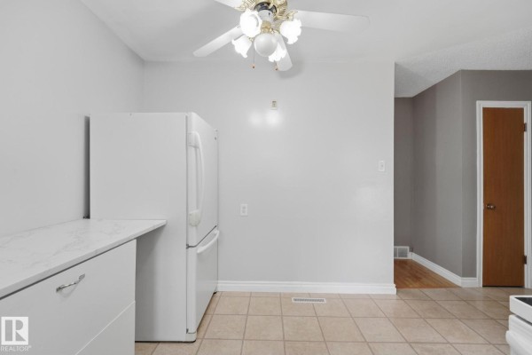 13304 63 St Nw, Edmonton, AB, photo 3