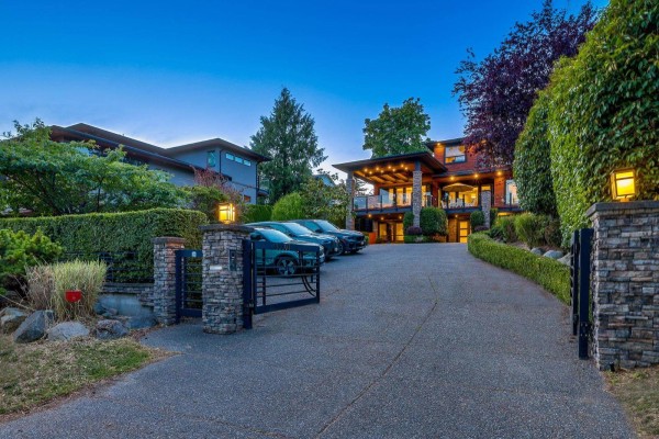 13307 Marine Drive, Surrey, BC V4A1E8 Photo 3