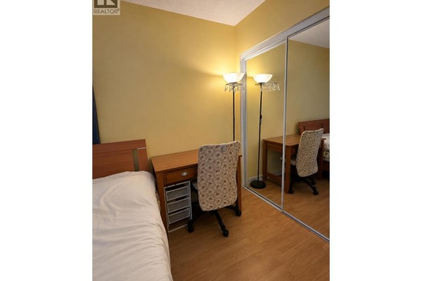 1331 Alberni, Vancouver, BC V6E4S1 Photo 5