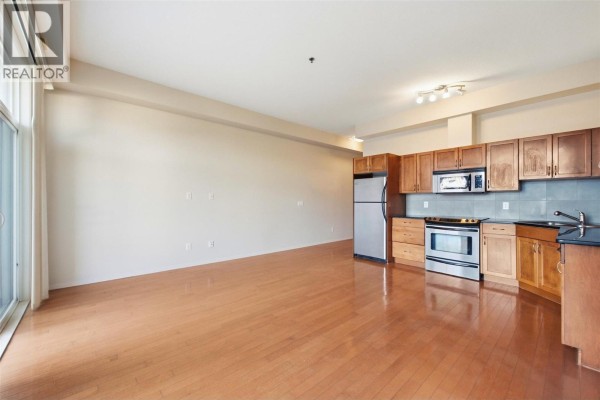 Primary Bedroom - 1331 Ellis Street Unit# 312 Lot# 57, Kelowna, BC V1Y1Z9 Photo 2