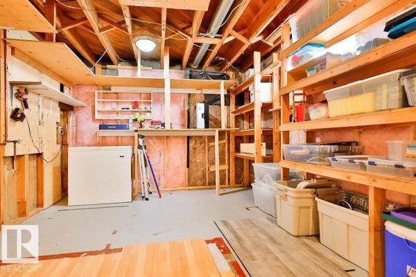 Kitchen - 13312 123a St Nw, Edmonton, AB T5L0L6 Photo 2