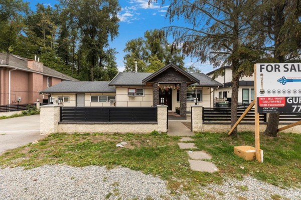 13317 84 Avenue, Surrey, BC V3W3H1 Photo 3