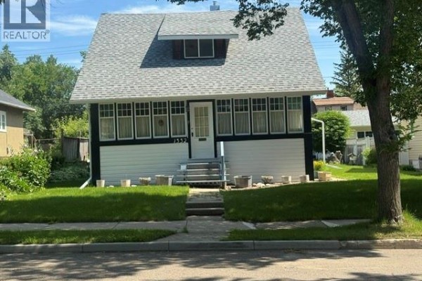 1332 97th Street, North Battleford