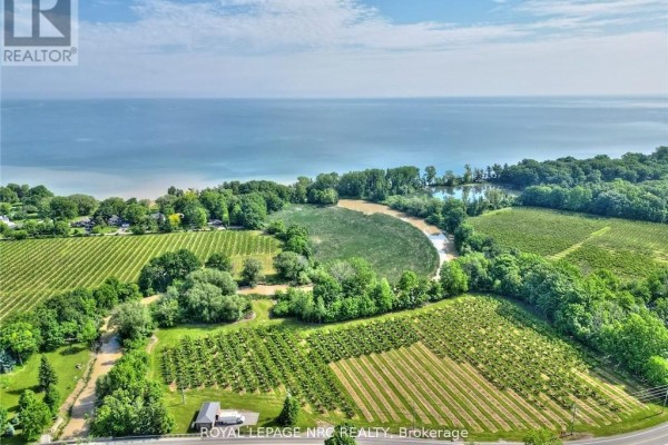 1332 Lakeshore Road, Niagara On The Lake, ON L0S1J0 Photo 2
