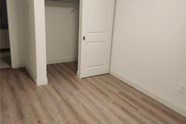 3pc Bathroom - 1333 Weber Street Unit# 905, Kitchener, ON N2A1C2 Photo 5