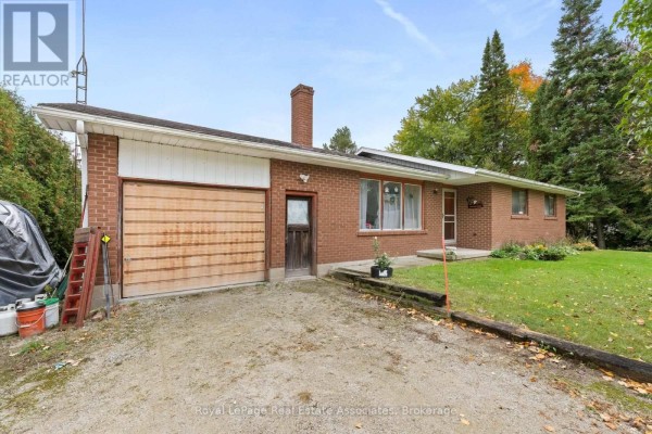 Dining room - 13330 5 Side Road, Halton Hills, ON L7G4S5 Photo 4